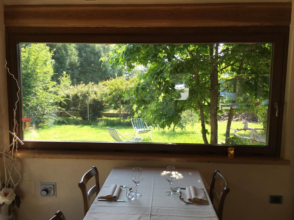 Agriturismo La Virginia Villa Revello Bagian luar foto